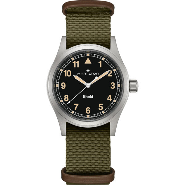 Orologio Khaki Field Quarzo 38mm. Cassa in acciaio, vetro zaffiro, movimento al quarzo e impermeabilità fino a 50 metri.